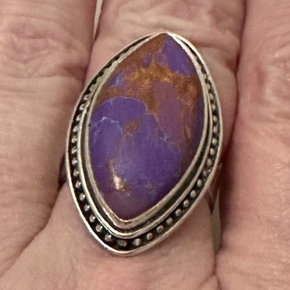 Mojave Turquoise Jewelry - 925 Sterling Silver ring w/Purple Dahlia marquee stone Boho